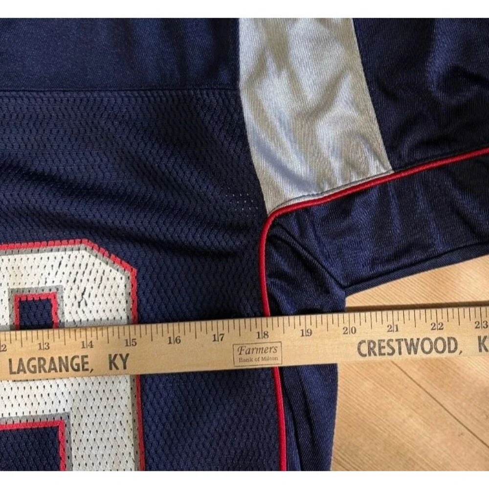 Laurence Maroney #39 NFL Football Jersey Patriots Youth Size XL (18-20)